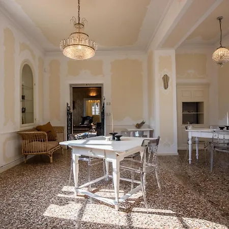 Villa Sizzo Relais B&B 2* Trento