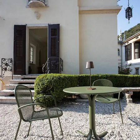 Villa Sizzo Relais B&B Bed & Breakfast