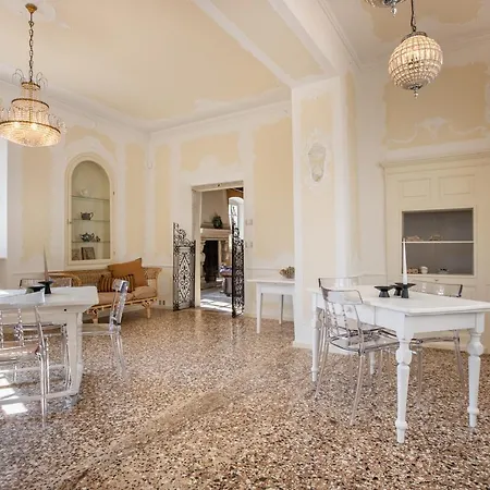Bed & Breakfast Villa Sizzo Relais B&B 2*